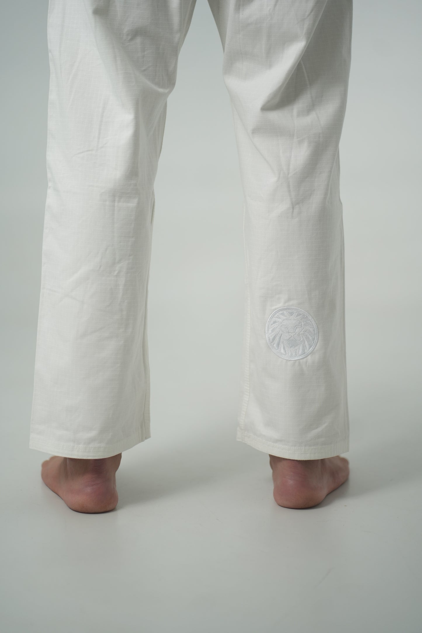 Kimono Jiu-Jitsu Adulto Bejayjay Shade Branco (IMPORTADAO)
